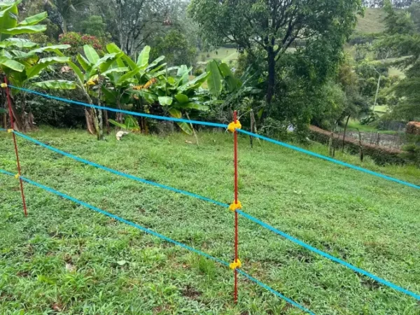 Aislador para Cinta de Cerca Eléctrica - Imagen 5